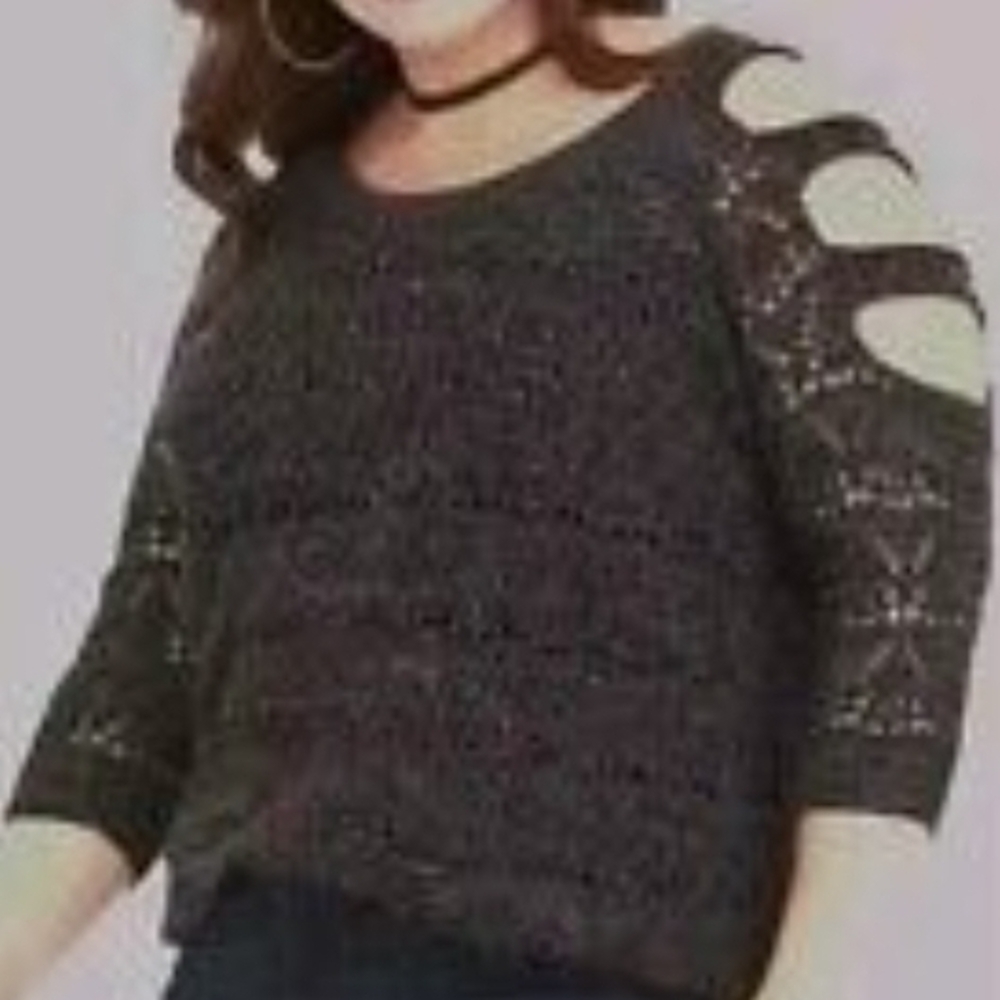 Torrid Size 1 Chic Black Cutout Sleeve Sweater